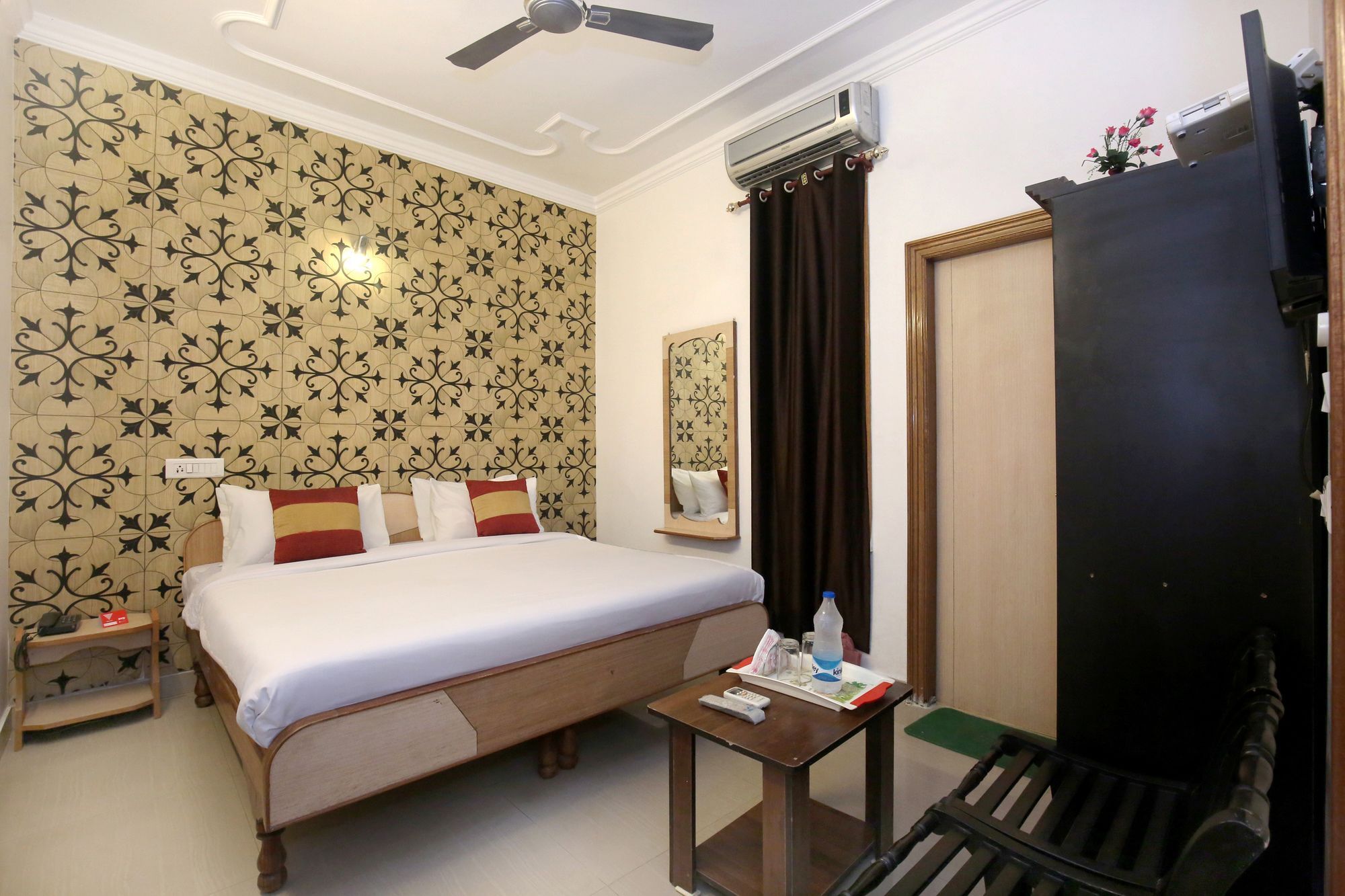 Hotelgod Gift Amritsar Exterior photo